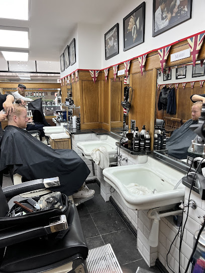 Pall Mall Barbers London | Trafalgar thumb 2